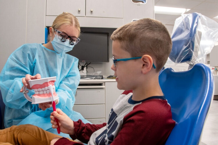 Students provide $5,000 in free oral care during event